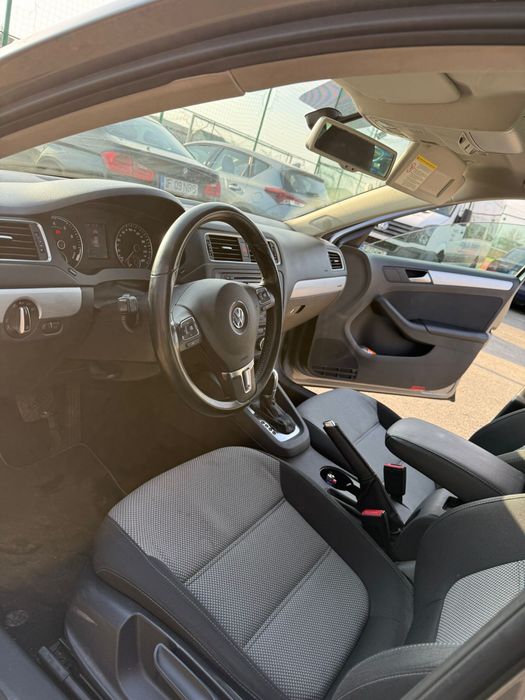 Vand Volkswagen Jetta 1.4 hybrid 2014