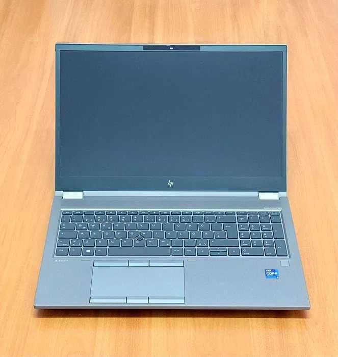 HP ZBook Fury 15 G8 /Core i9-11950H / 32GB RAM / RTX A3000 - 6GB / 512 GB SSD /15.6 FHD IPS 400nits