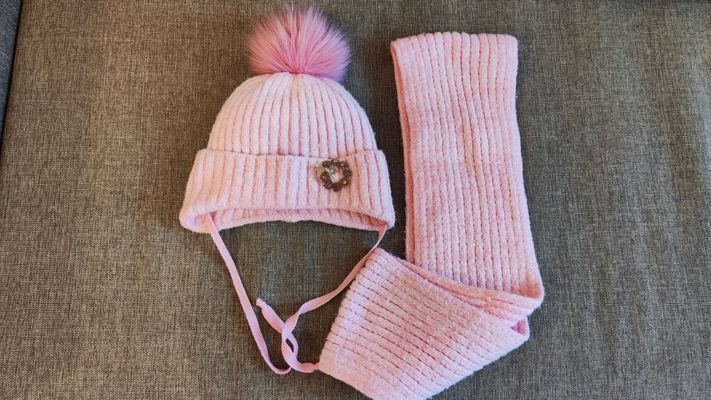 Зимняя шапка на девочку