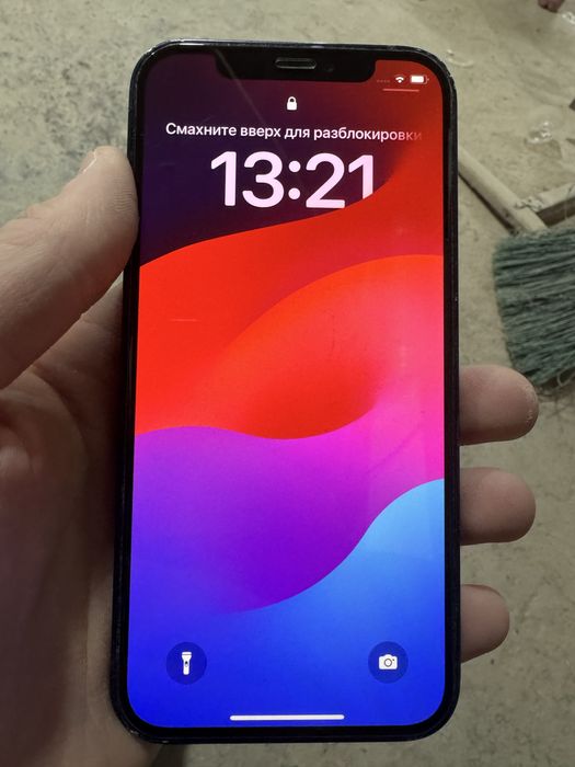 Продам iPhone 12-й