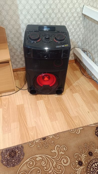 Продам колонку LG MINI