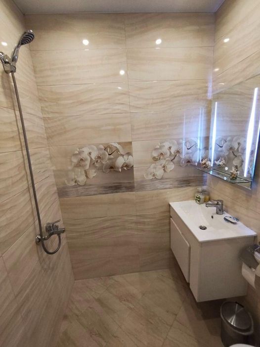 Дава се под наем Двустаен апартамент в София, Център - 70 кв.м за 847.62 € - Снимка #6