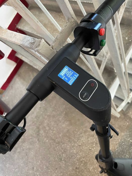 Trotineta electrica pliabila FreeRider 300w 120kg 20km/h 25km nuXiaomi