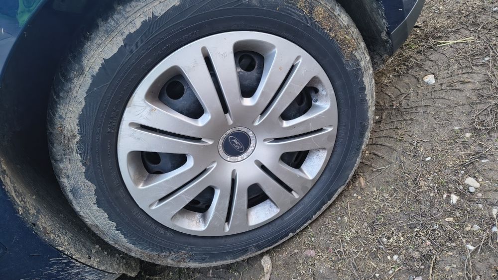 Vând Ford Galaxy 2.0D