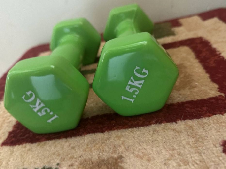 Гантели гантели 1.5 кг спортивные