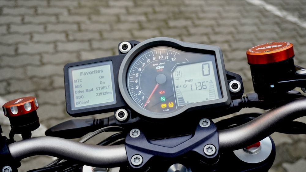 KTM Superduke 1290 R 2016 Akrapovic