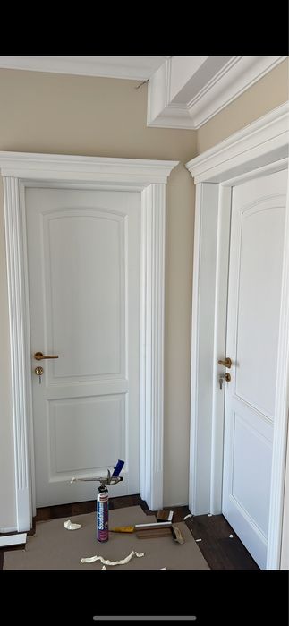 Tamplarie lemn masiv si stratificat .