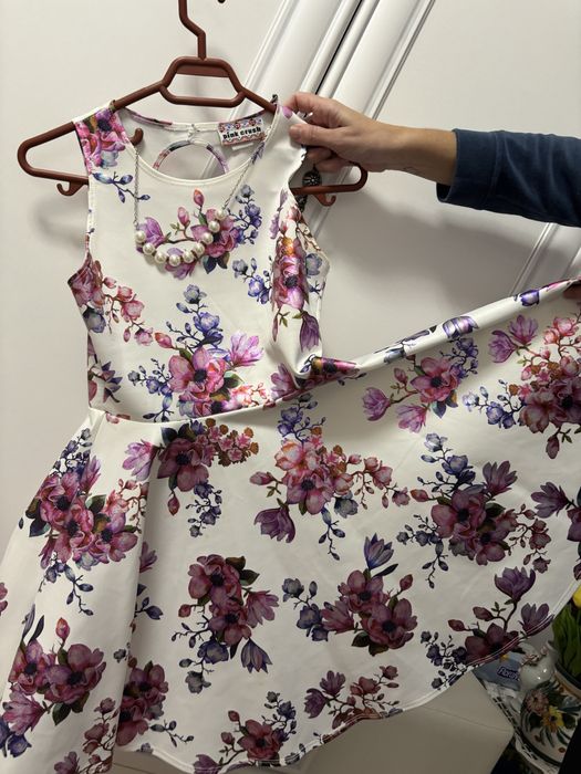 Rochie fete 10-12 ani, alb cu flori si margele