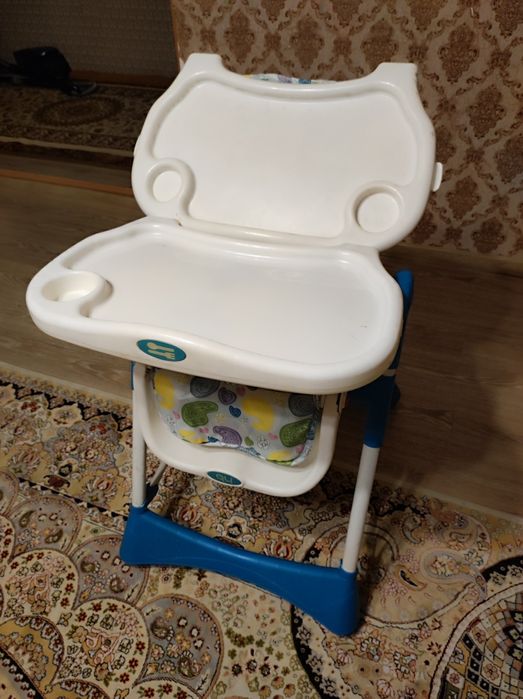 Продам детский стол в хорошем состоянии