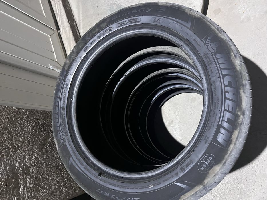 Продам шины камри 55mishelin