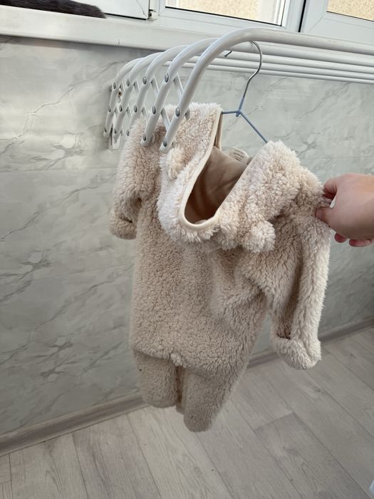 Продам детские комбинезоны