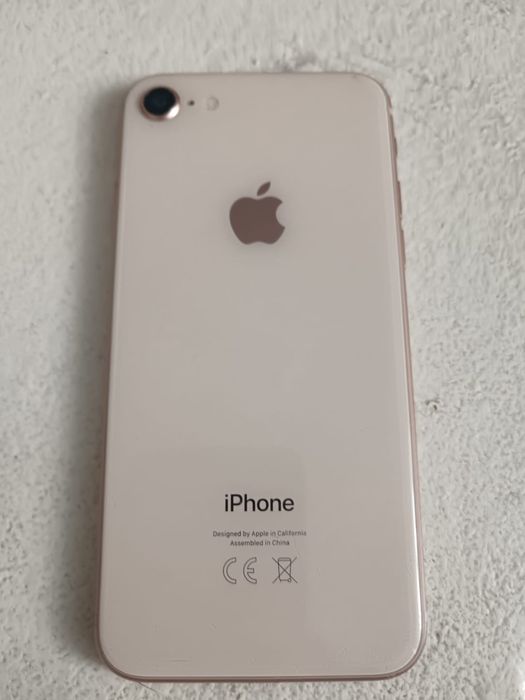 iPhone 8 продам + смарт часы