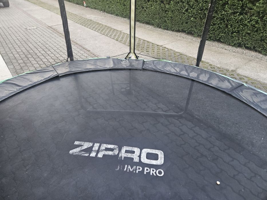 Trambulina Zipro Jump Pro, cu plasa de protectie exterioara, 312 cm