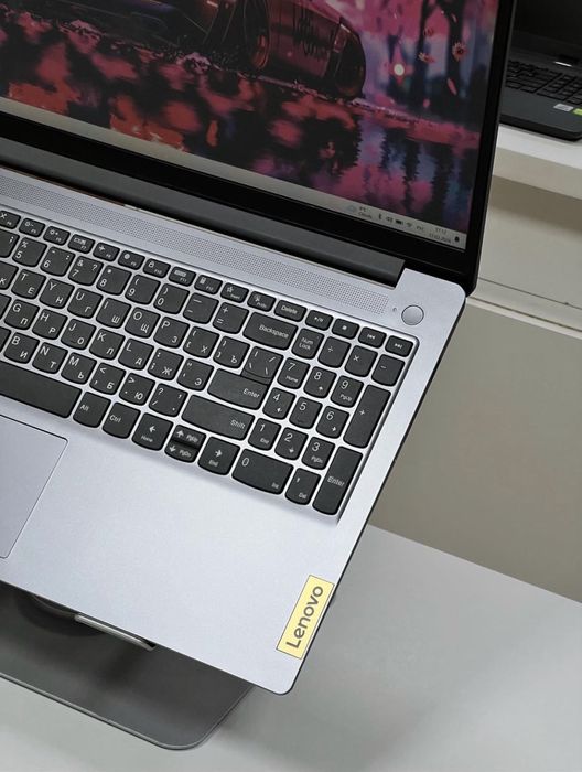 Lenovo IdeaPad | 16/1000Gb