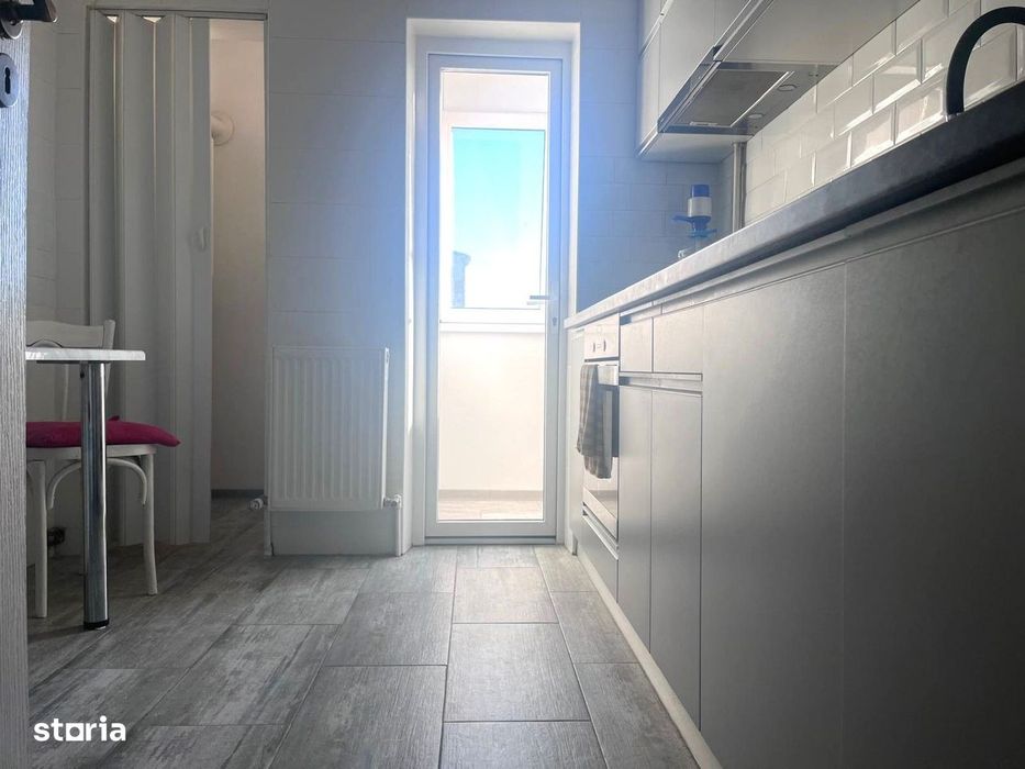 Decomandat! Inchiriere apartament cu 3 camere in Targoviste- micro 4!