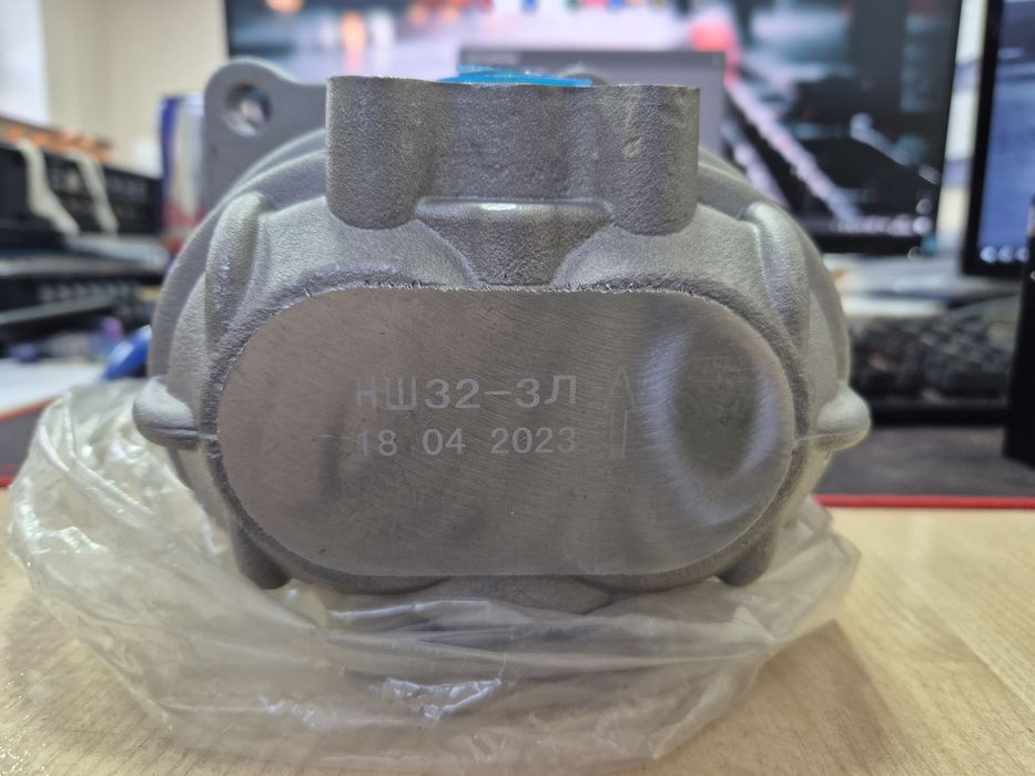 Насос НШ-32д 3Л Левый