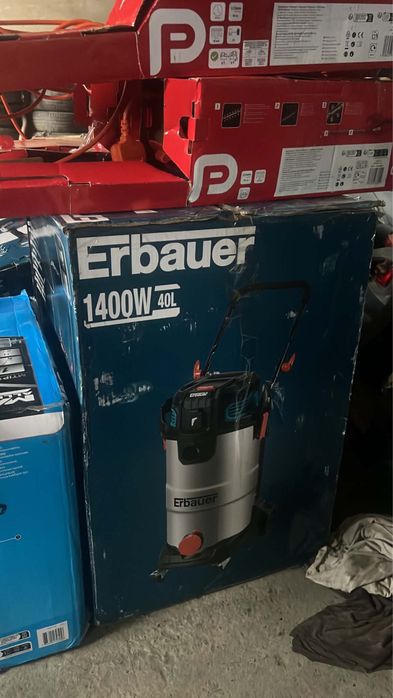 Aspirator industriala Erbauer