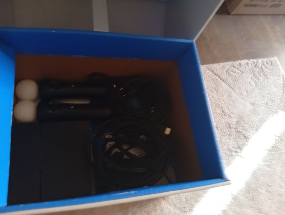 PSVR комплект + игри + Move контролери