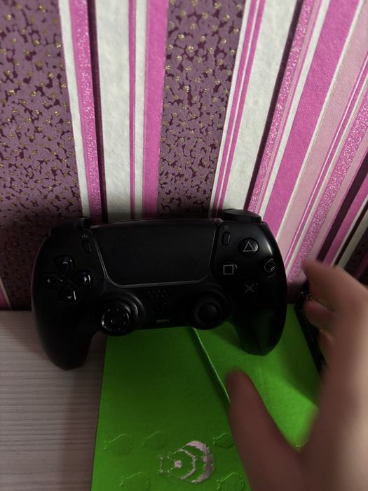 Продаю джойстик пс5