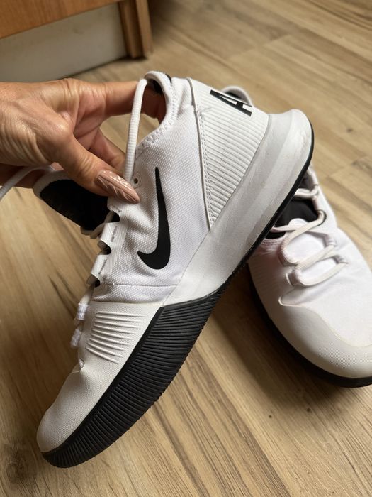 Оригинални маратонки за тенис Nike AIR MAX ! 43 н