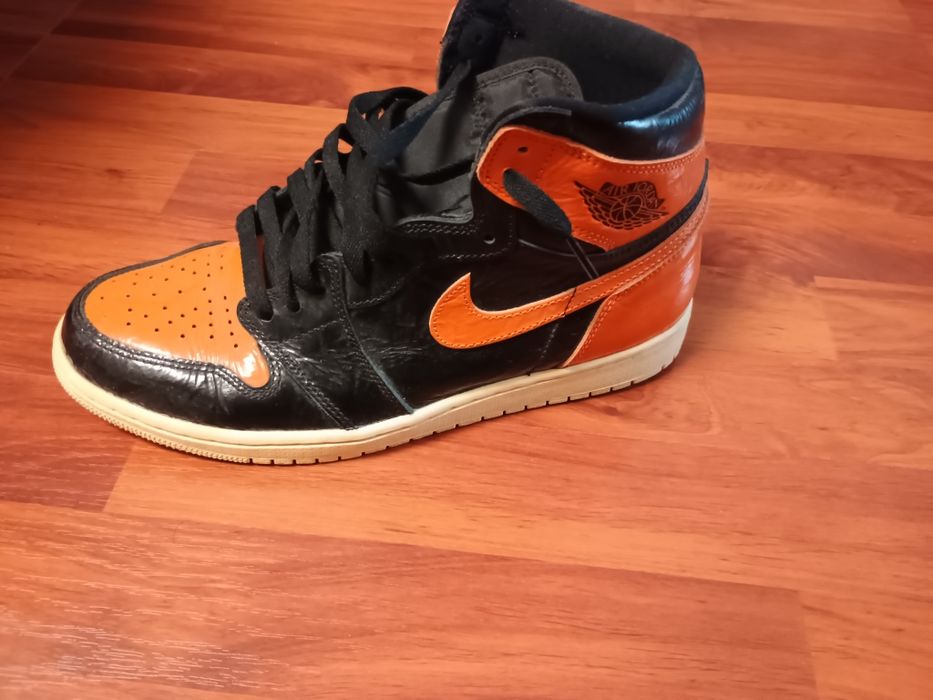 Adidași Jordan 1