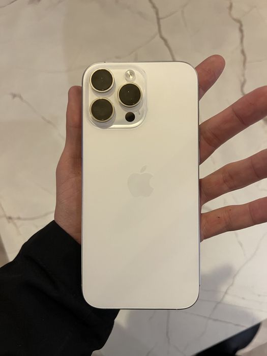 Айфон 16 про мах