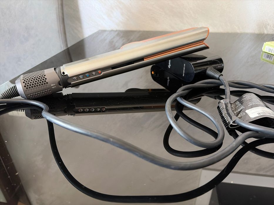Грижа за косата dyson