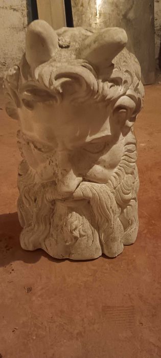 Bust statuie din ipsos