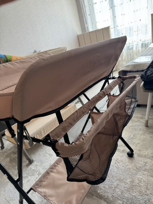 Пеленальный столик