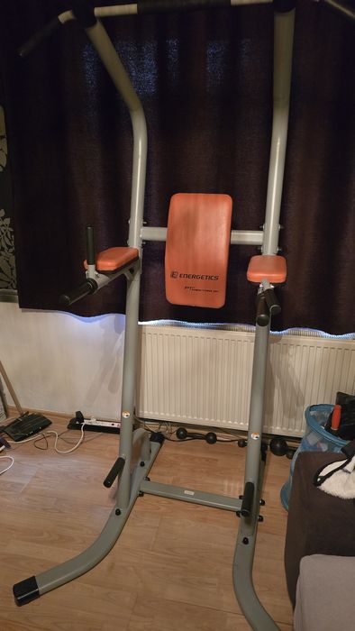 Aparat fitness power tower