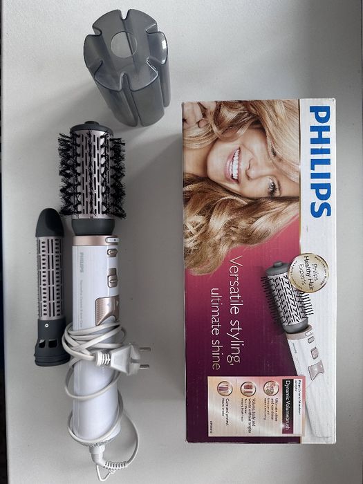 Фен щетка Philips Essential HP8664