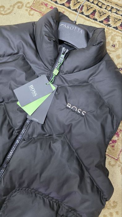 Оригинальная жилетка BOSS