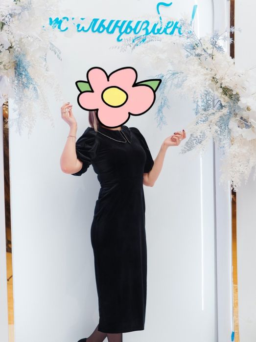 Продам чёрное красивое платье размер М