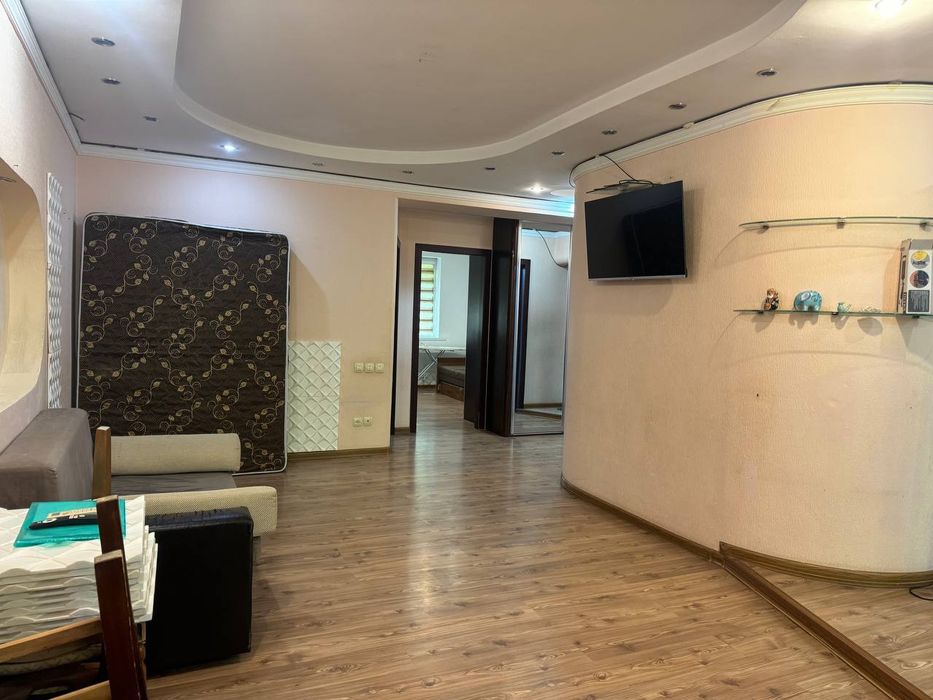 Юнусабад Ц -5 3/2/4.70м2 Срочно Продам квартиру срочно