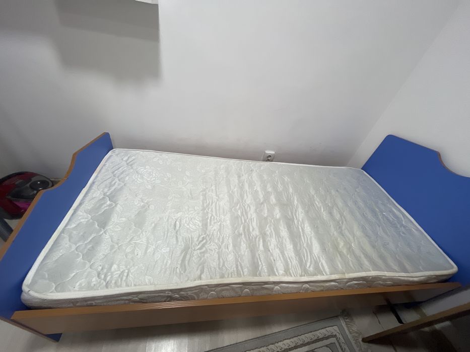Кровать подрастковая