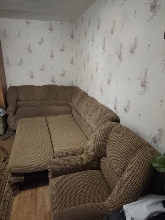 Продам диван и кресло