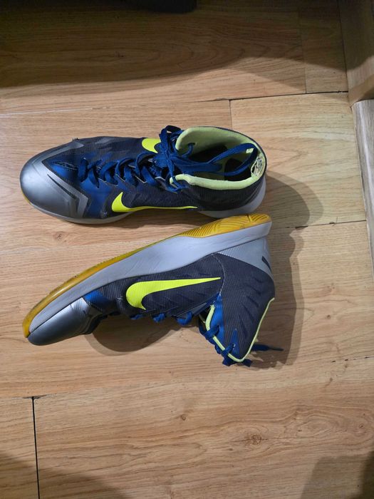 Nike Hyperdunk 2012