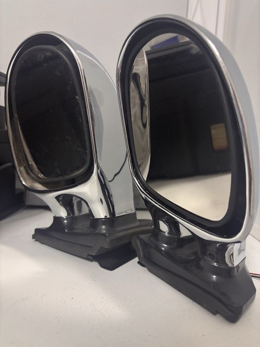 Продам боковые зеркала