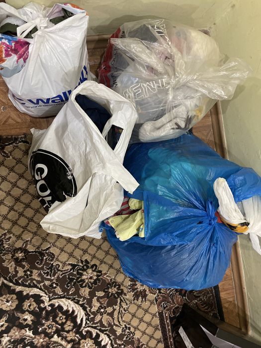 Детские вещи даром