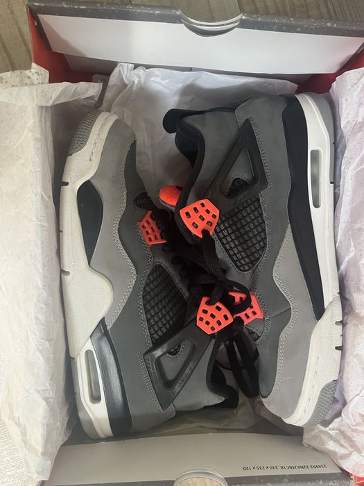 Jordan 4 infrared