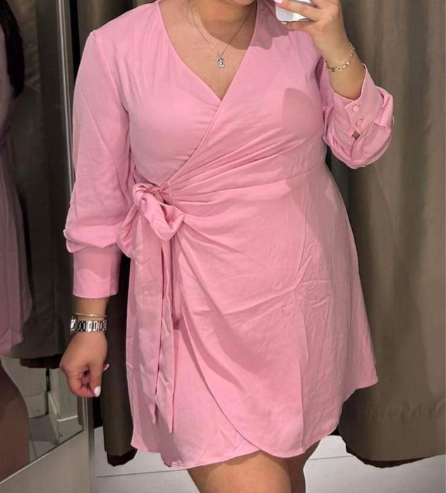 Официална къса рокля!