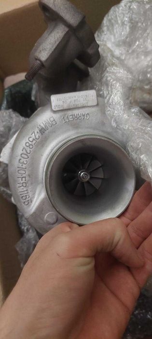 De vânzare Turbină BMW F10 2260 + Actuator Vacumatic + Galerie BKD