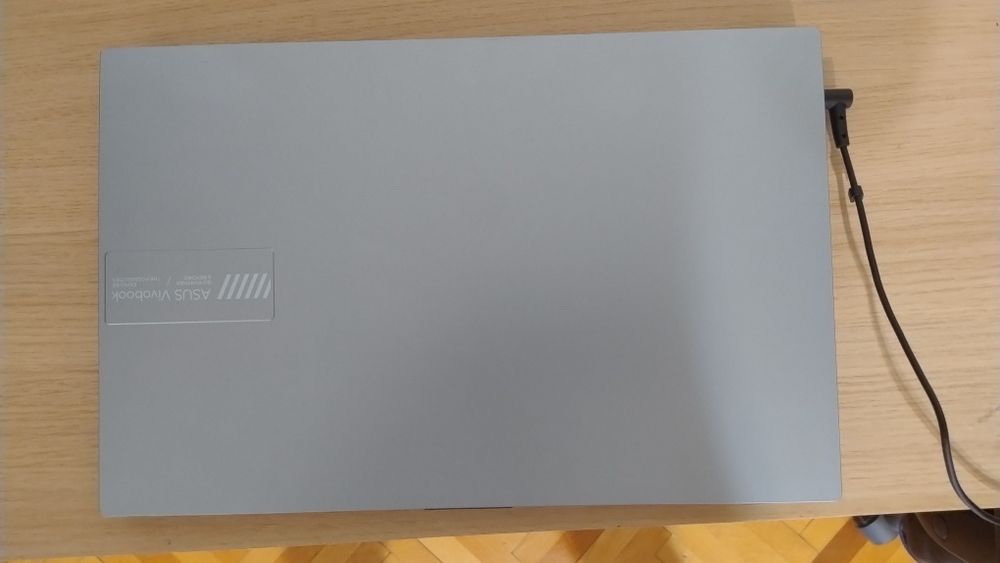 Laptop ASUS VivoBook Go 15 L1504FA
