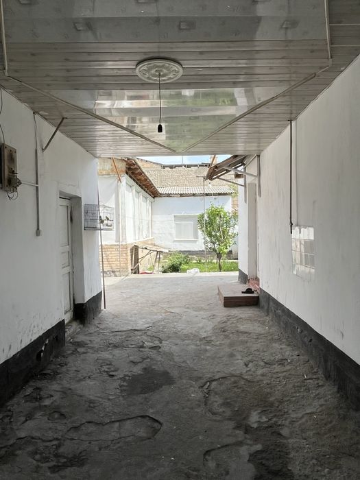 Продаётся дом в центре города, 4 соток 6 комнат