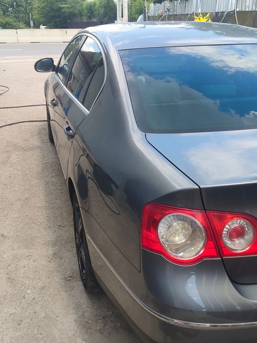 VOLKSWAGEN Passat 2006 — imagine 4