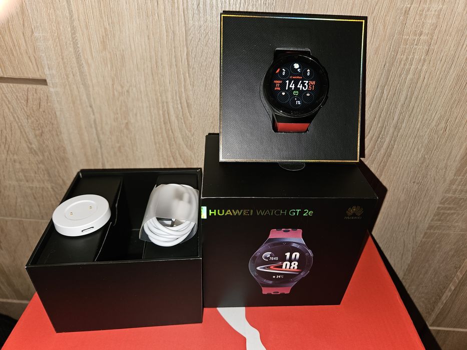Vând smartwatch Huawei GT 2e
