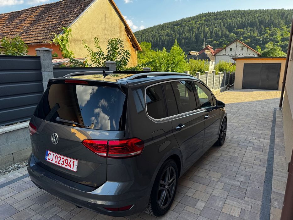 Volkswagen Touran Volkswagen Touran Highline | 12/2016 | 2.0 TDI 150 CP | Import Olanda