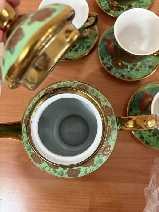 Чайный набор чайник чашки блюдца