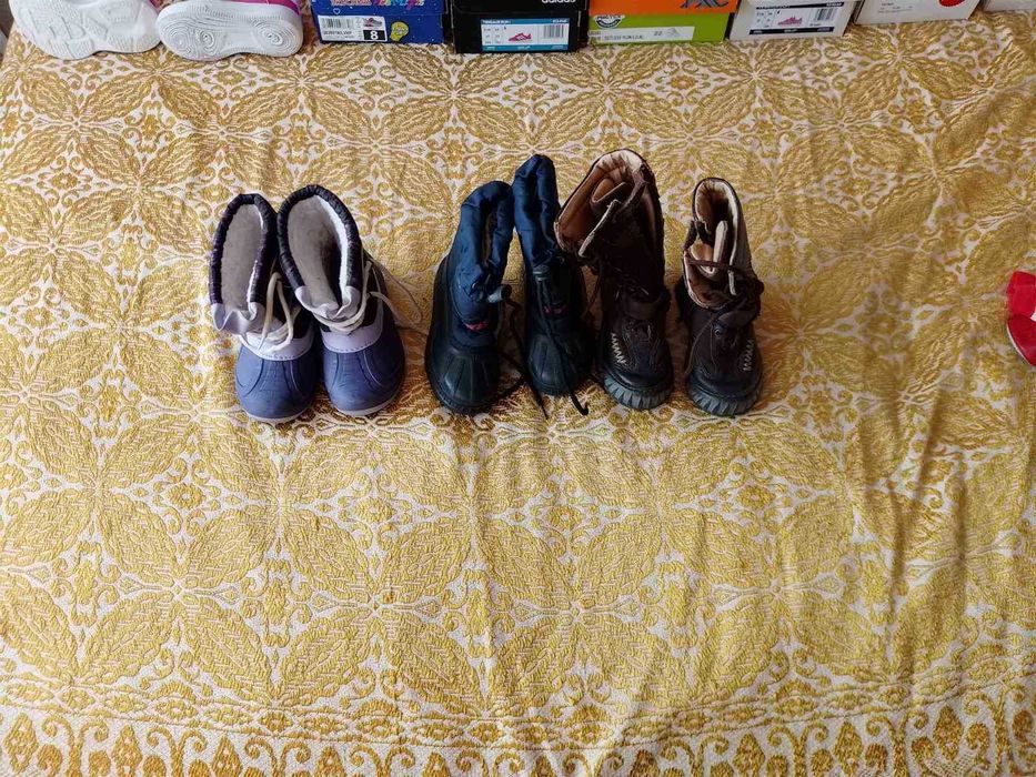 Обувки- маратонки,боти,ботуши,буйни,пантофи от 18 до 25 номер