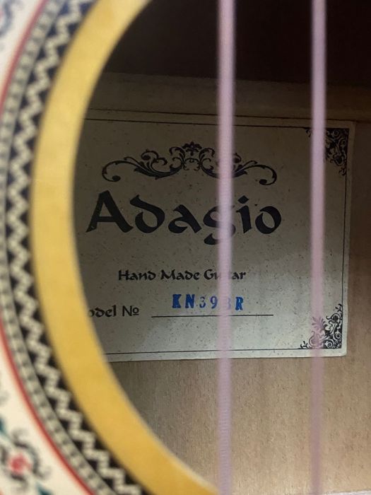 Классичечкая Гитара Adagio KN39BR